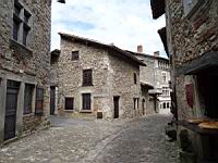 Perouges, Rue des Rondes et Rue de la Tour (1)